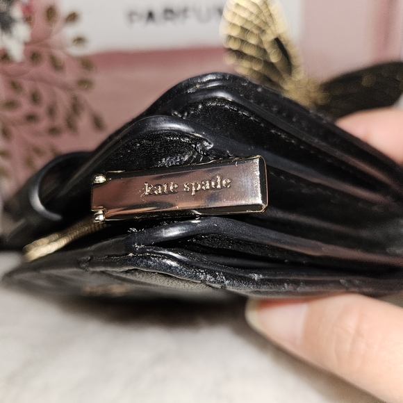 EUC KATE SPADE QUILTED NATALIA BIFOLD WALLET - Picture 2 of 11